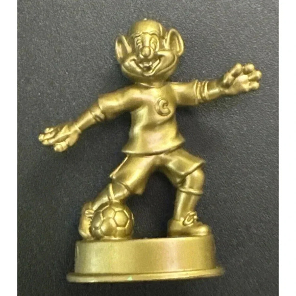 Golden Chuck E Cheese Soccer Player‎ - Picture 1 of 5